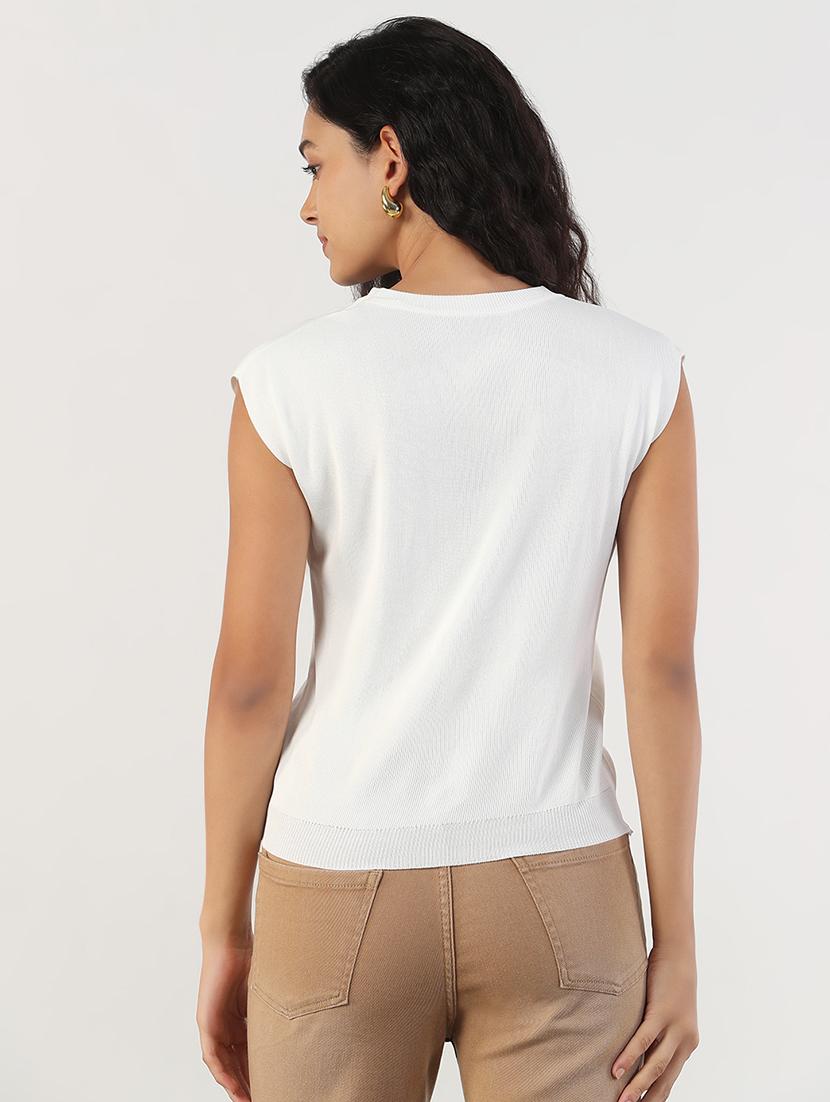 women solid round neck regular top - 21843028 - Standard Image - 3