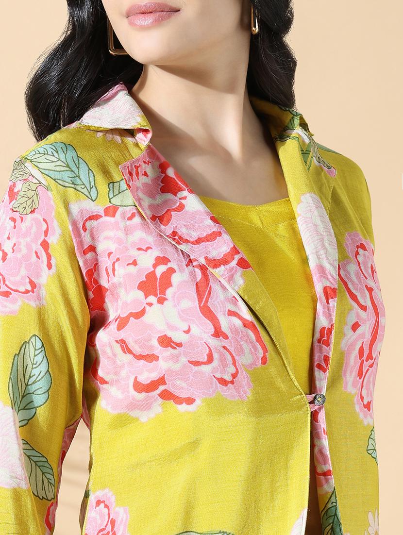 women floral print blazer and trousers with top set - 21843056 - Standard Image - 5