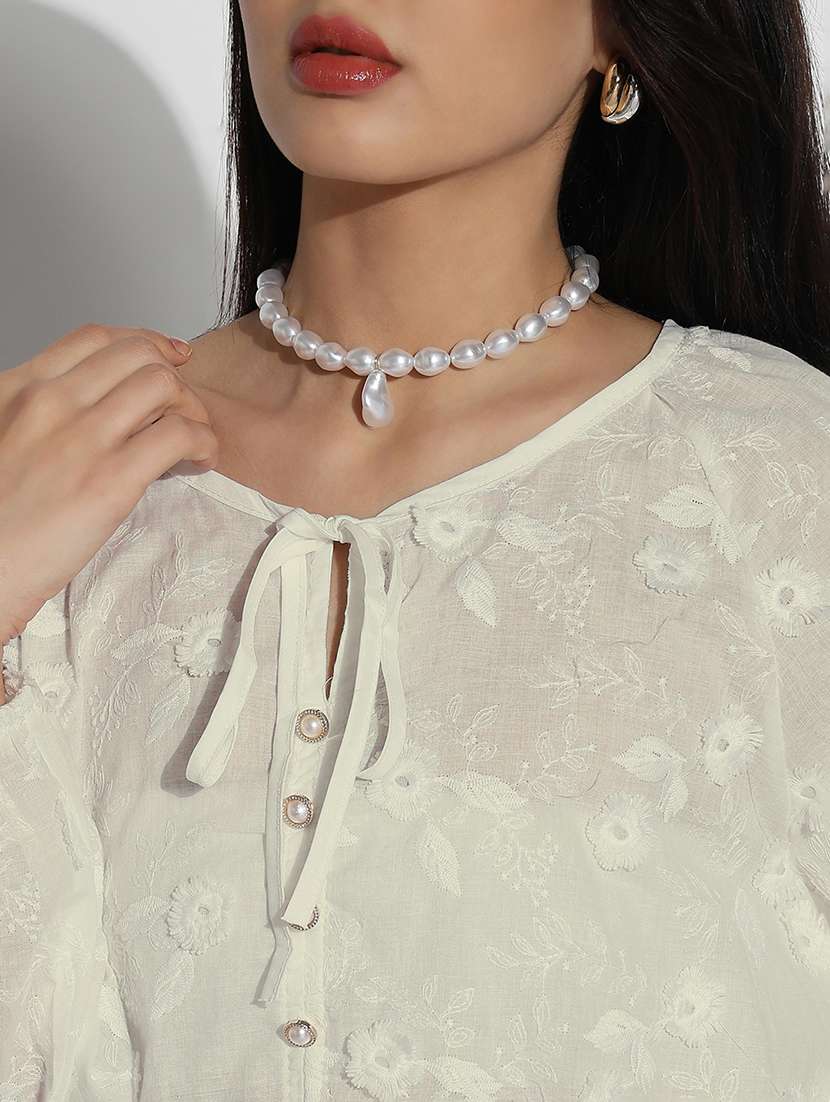 women embroidered top and shorts co-ord set - 21843078 -  Standard Image - 3