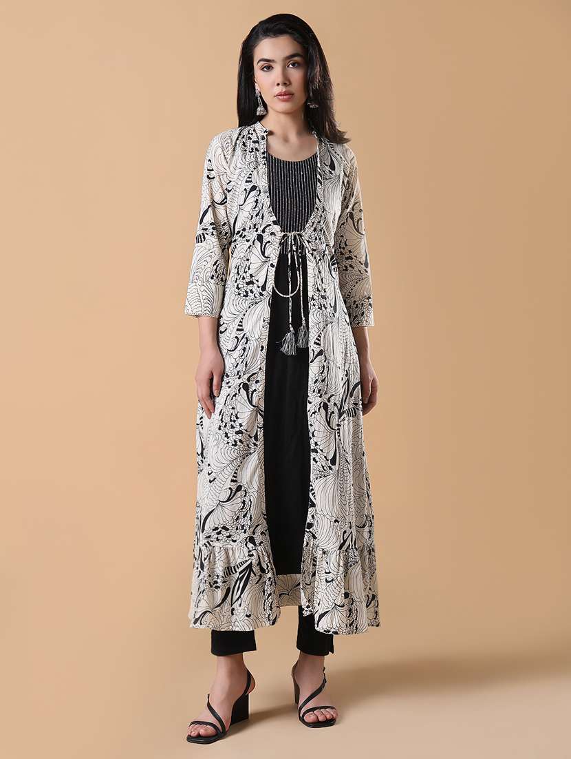 women black sleeveless kurta with jacket