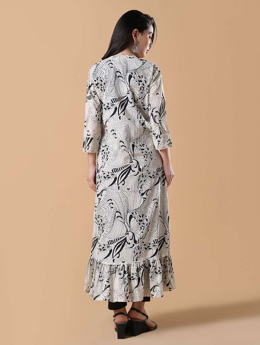 women black sleeveless kurta with jacket - 21843131 -  Standard Image - 3