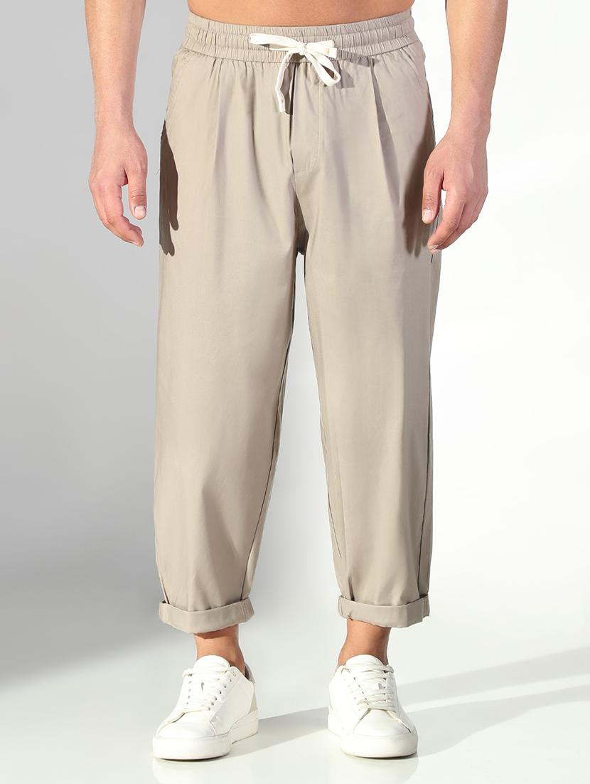 men solid low rise pleated casual trouser - 21843196 - Zoom Image - 0