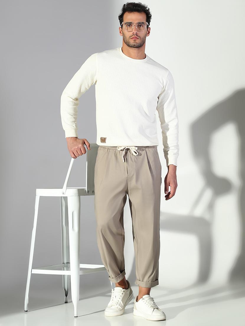 men solid low rise pleated casual trouser - 21843196 - Standard Image - 5