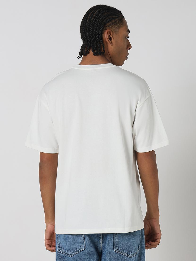 men chest print round neck regular fit t-shirt - 21843269 - Standard Image - 3