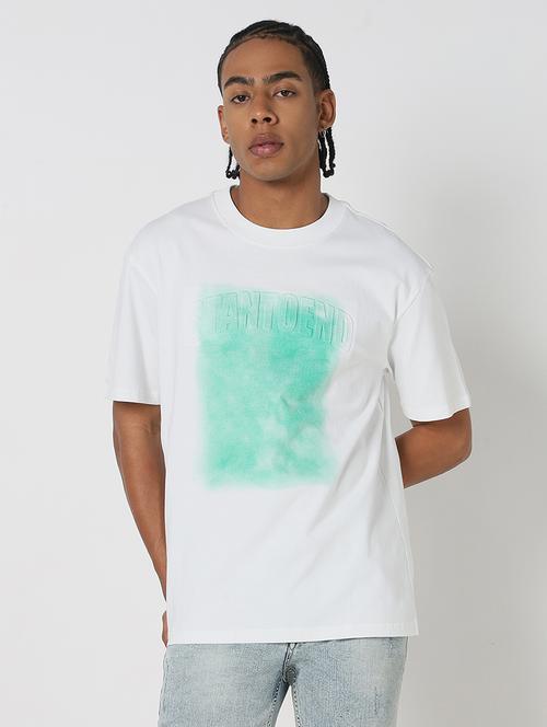 men front print round neck regular fit t-shirt - 21843282 -  Standard Image - 0