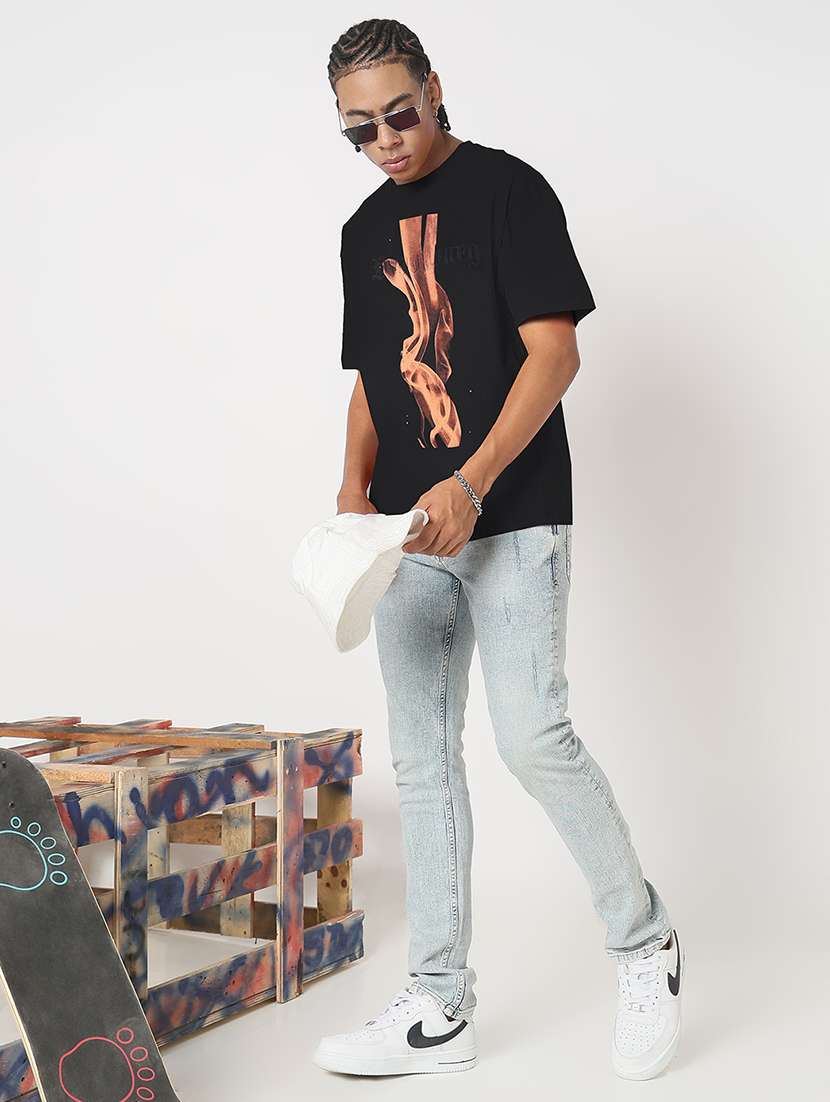 men front print round neck regular fit t-shirt - 21843313 -  Standard Image - 5