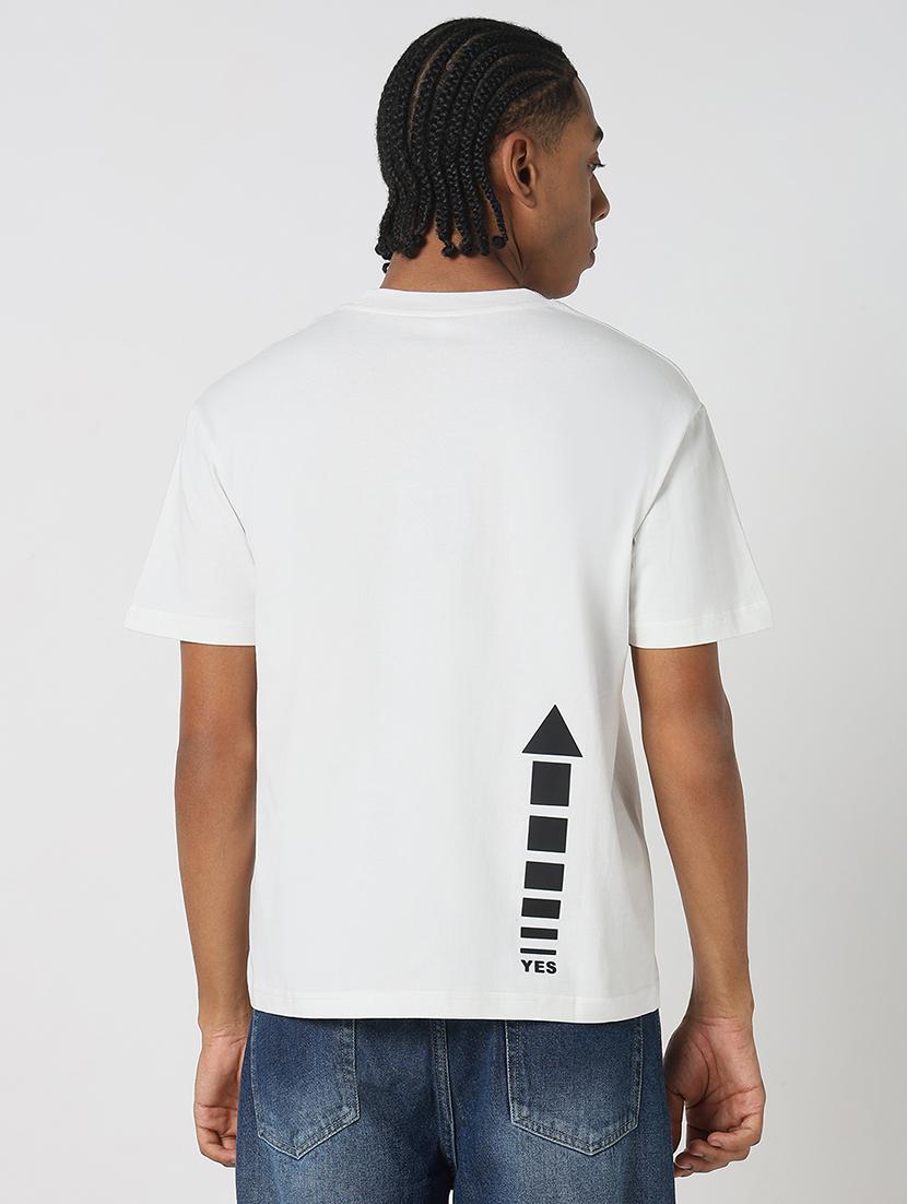 men placement print round neck regular fit t-shirt - 21843316 - Standard Image - 3