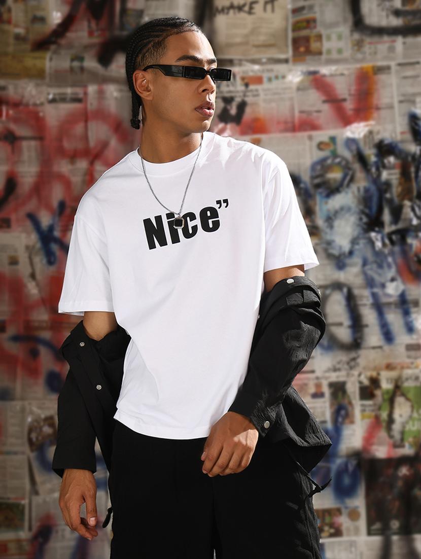 men chest print round neck regular fit t-shirt - 21843321 - Zoom Image - 0