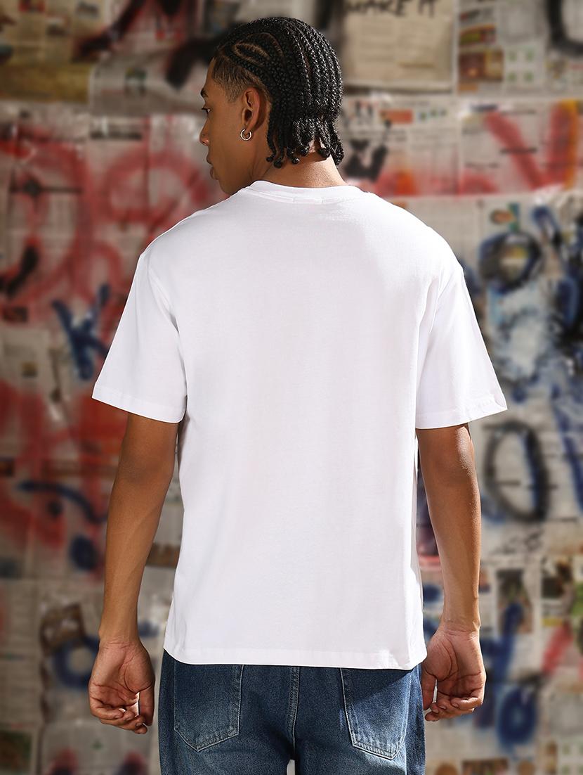 men chest print round neck regular fit t-shirt - 21843323 - Standard Image - 3