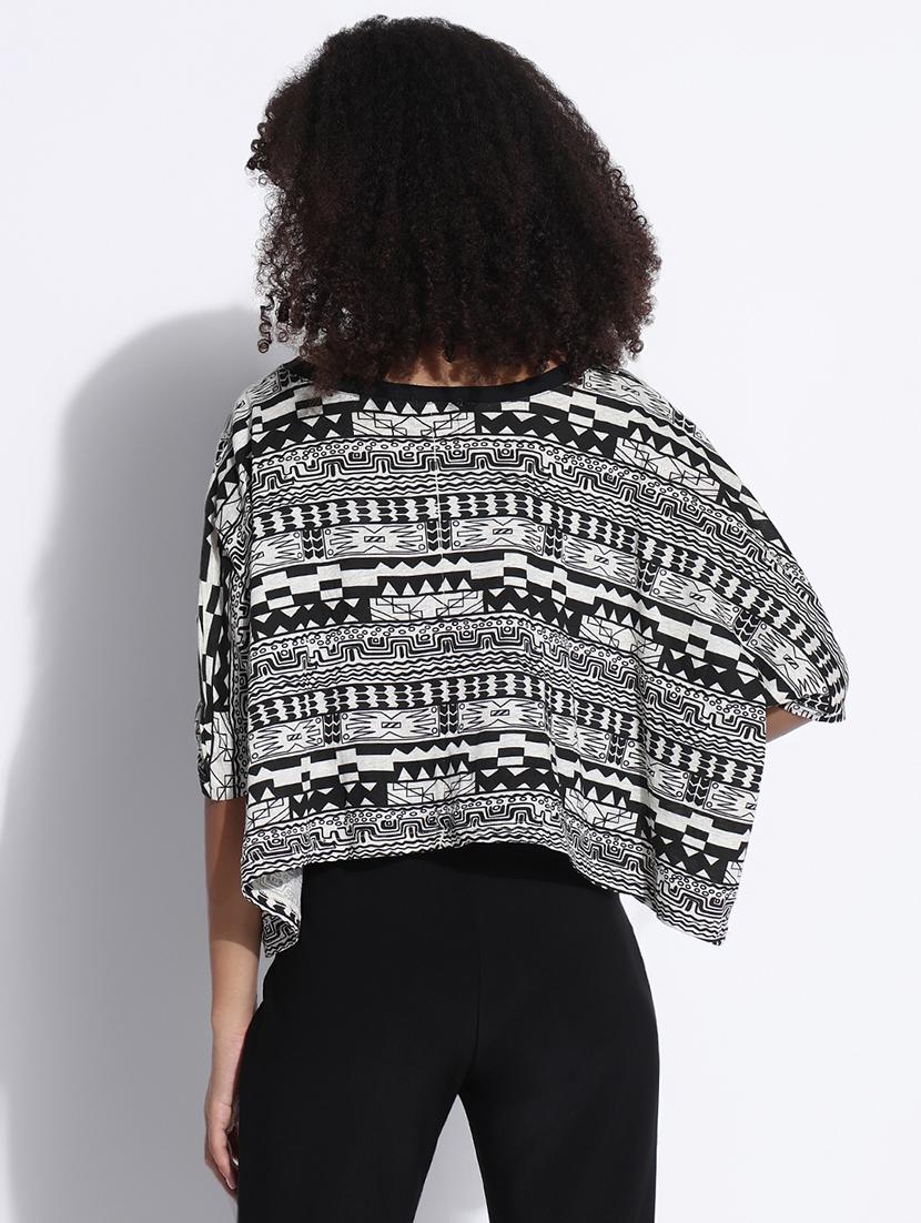 women printed scoop neck boxy top - 21843365 - Standard Image - 3