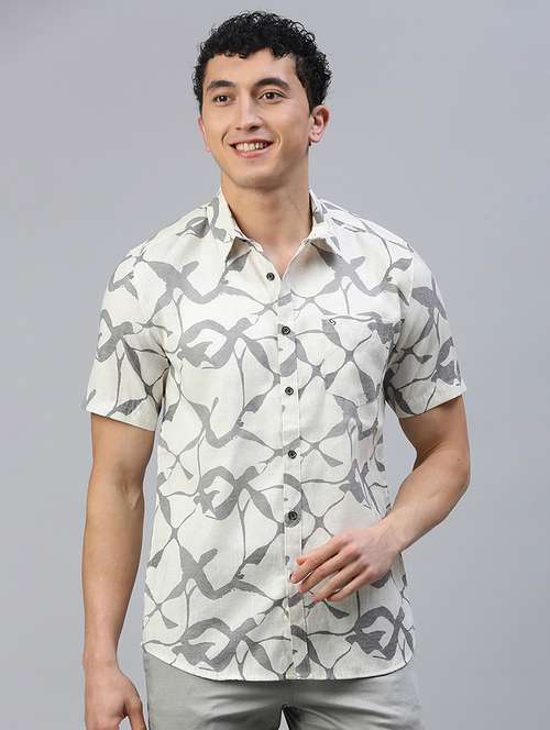 men printed short sleeve slim fit casual shirt - 21843936 - Standard Image - 0