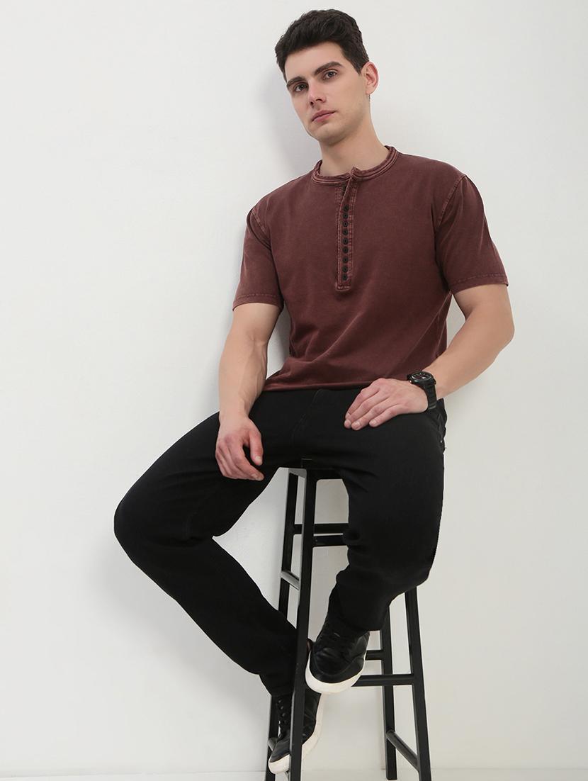 men brown short sleeve solid slim fit t-shirt - 21843973 - Standard Image - 5