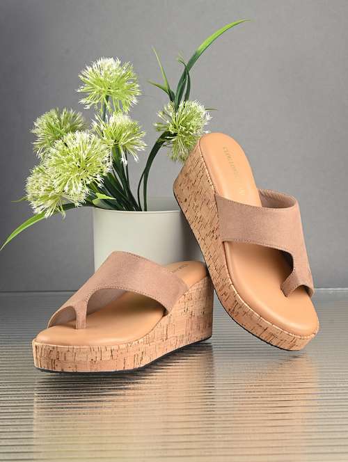 Women Beige One Toe Wedge