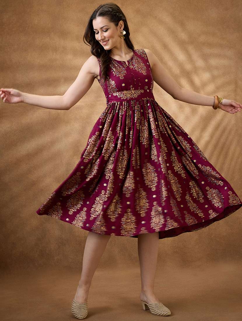 women pruple printed sleeveless ethnic dress - 21853728 - Zoom Image - 0