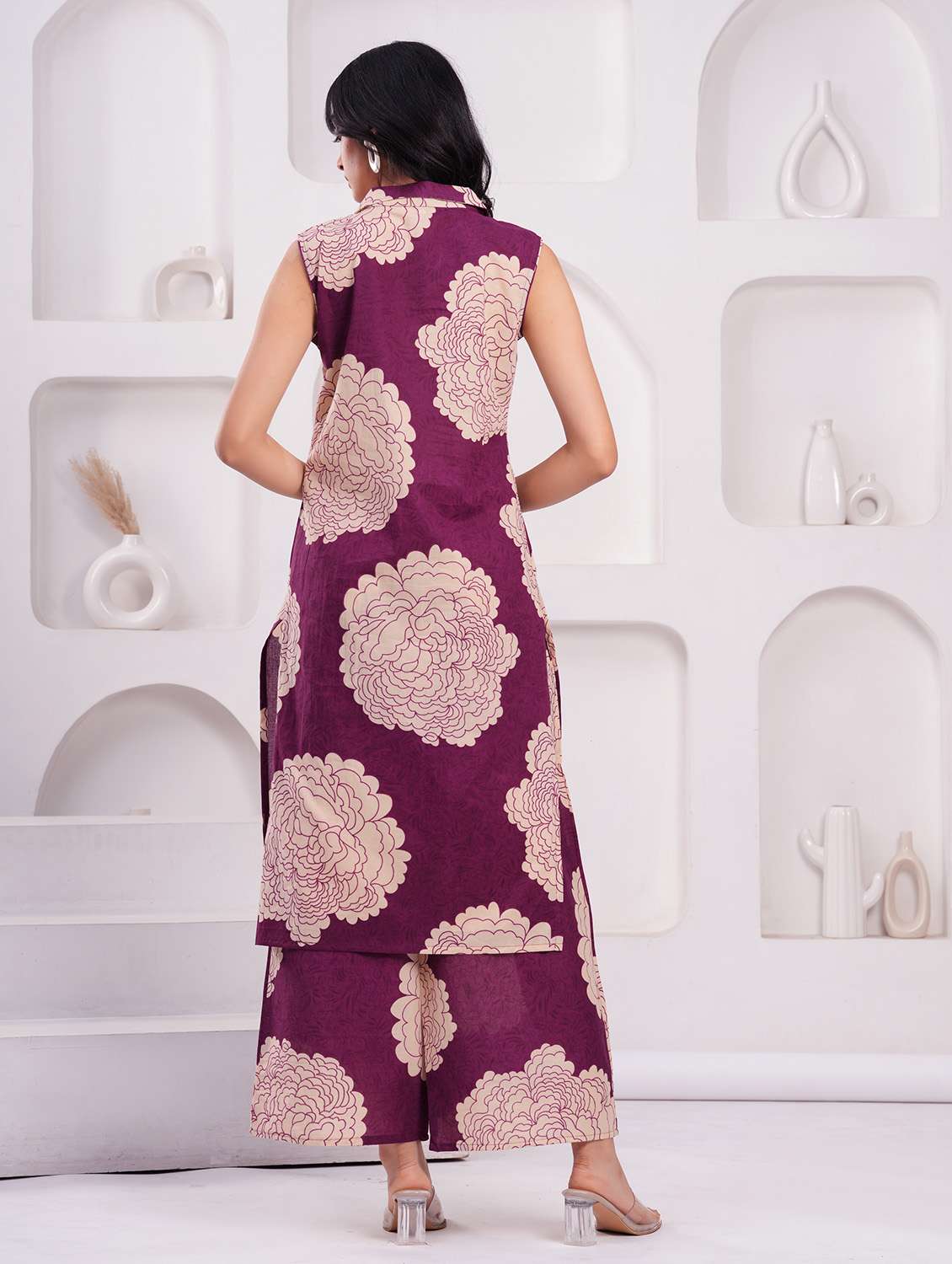 women printed sleeveless kurta palazzo set - 21854068 - Standard Image - 3