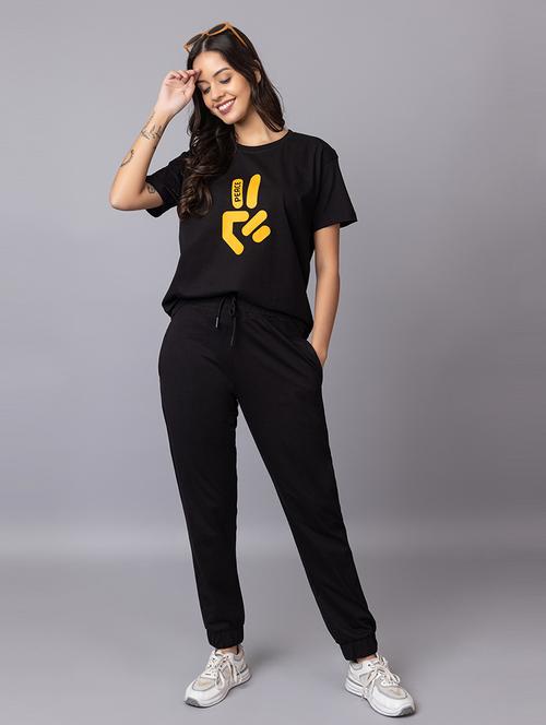women printed t-shirt and jogger co-ord set - 21854365 - Standard Image - 0