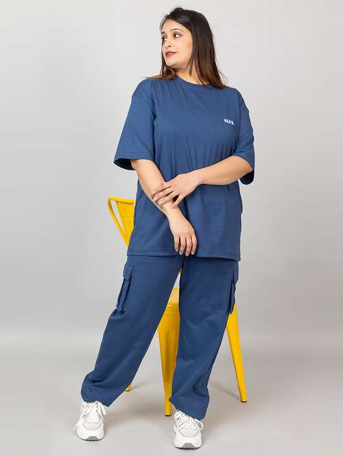 women solid t-shirt and trouser co-ord set - 21854367 -  Standard Image - 0