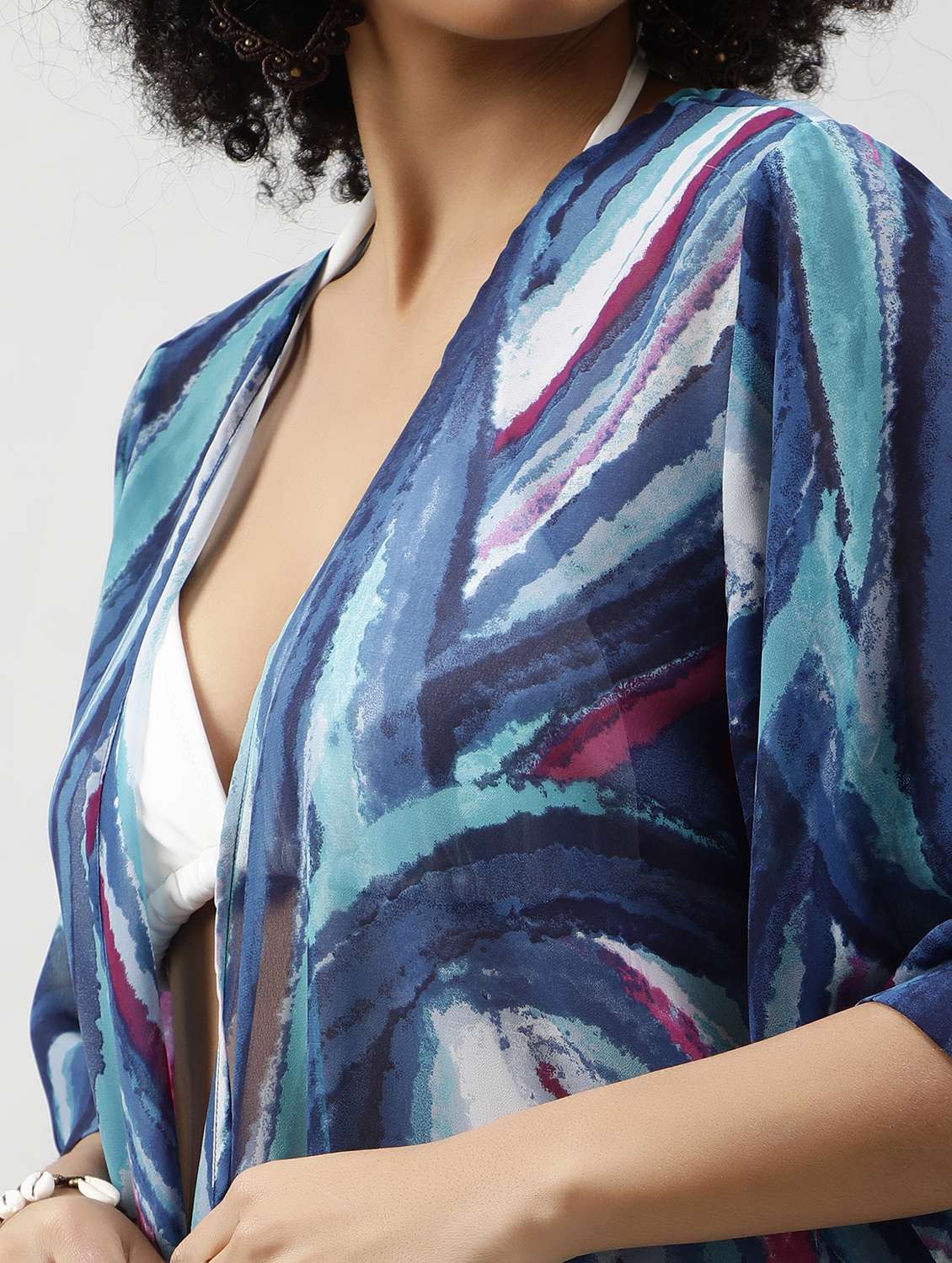 women printed regular fringed hem shrug - 21854430 - Standard Image - 5