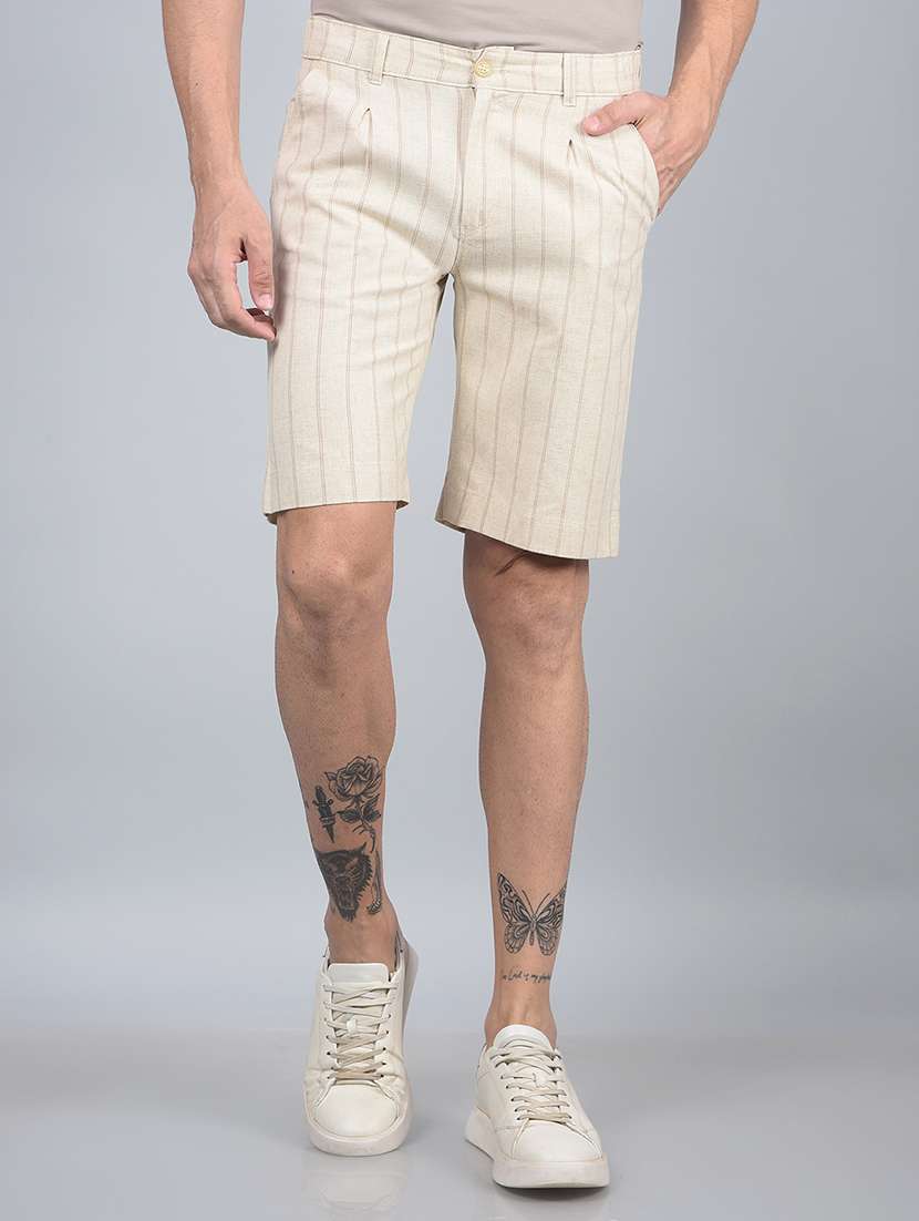 men stripes mid rise shorts