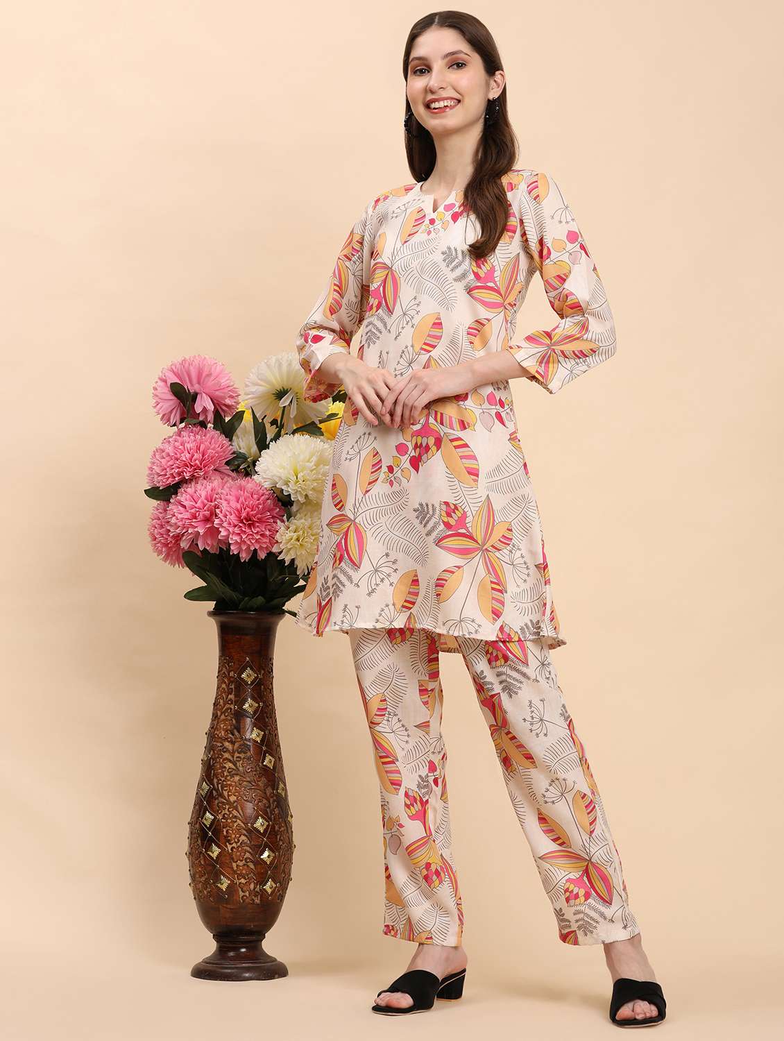women printed shirt and short co-ord set - 21863813 -  Zoom Image - 0