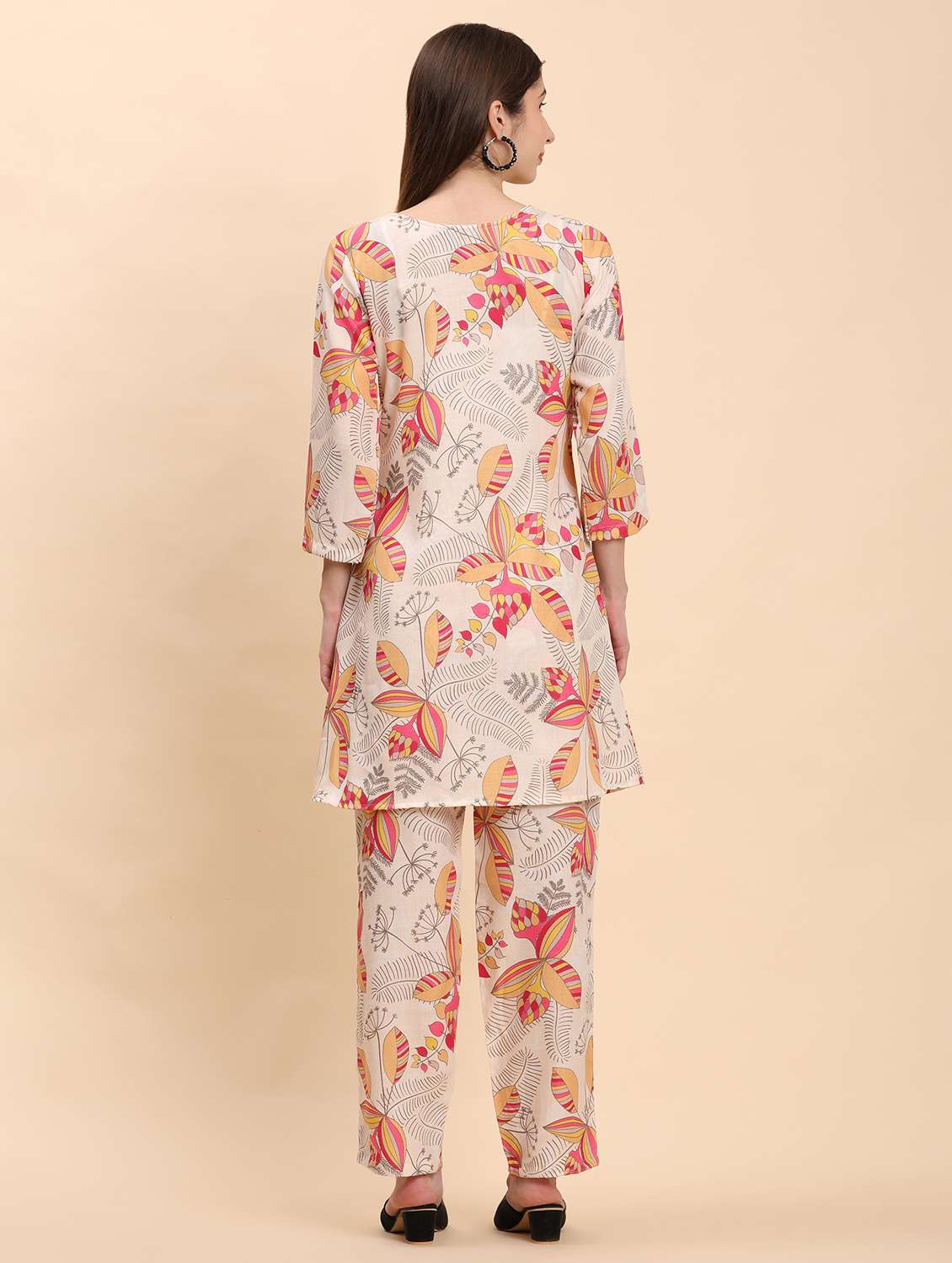 women printed shirt and short co-ord set - 21863813 -  Standard Image - 5