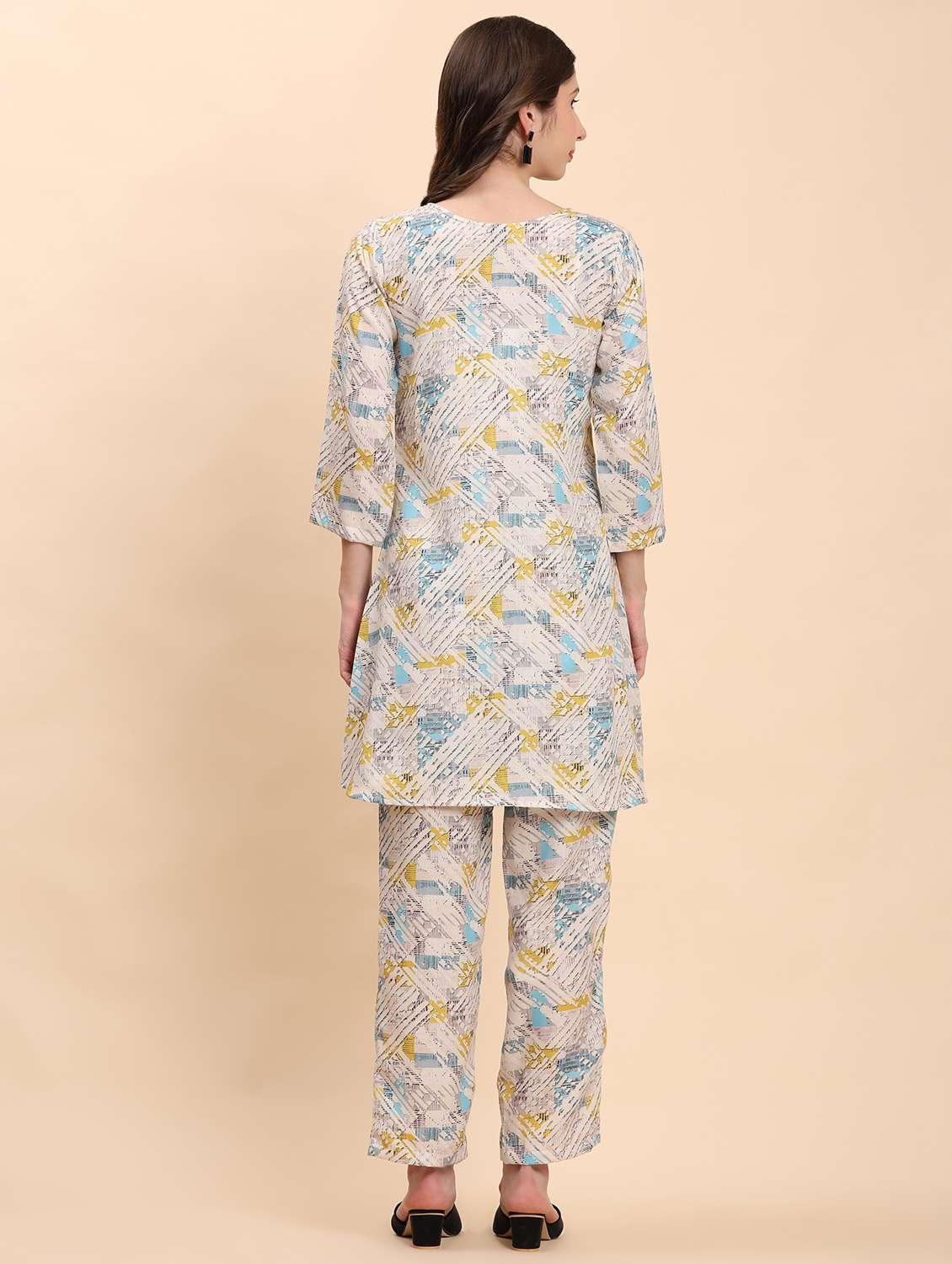 women printed shirt and short co-ord set - 21863821 -  Standard Image - 5