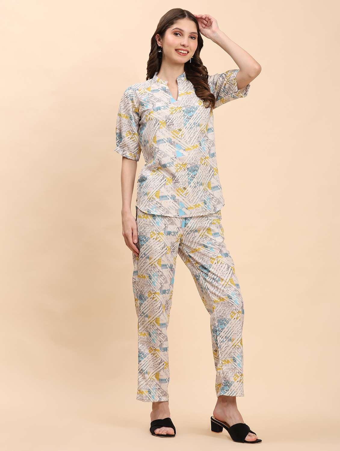 women printed top and trouser co-ord set - 21863903 -  Standard Image - 3