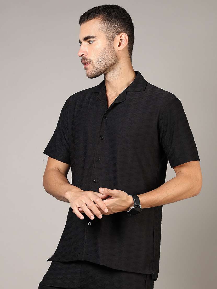 men textured cuban colared casual shirt - 21864296 -  Standard Image - 5