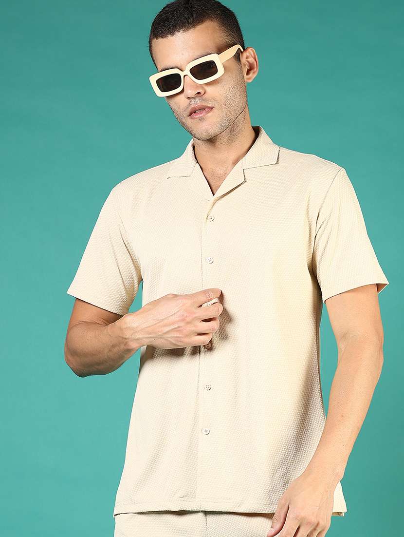 men textured cuban colared casual shirt