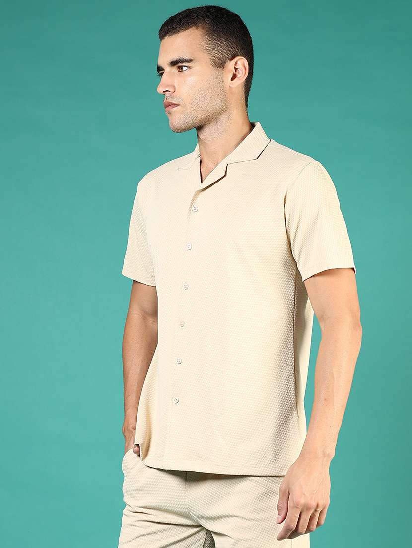 men textured cuban colared casual shirt - 21864297 -  Standard Image - 5
