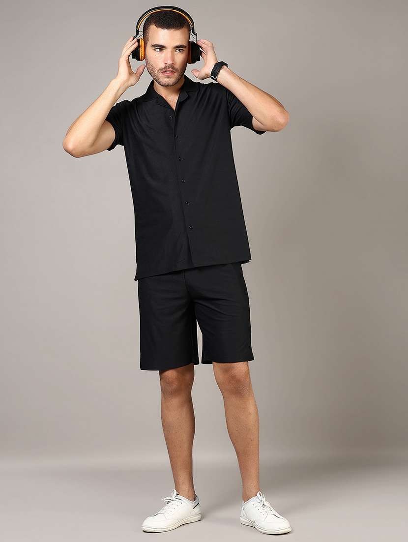men solid mid rise regular fit shorts - 21864299 -  Standard Image - 5