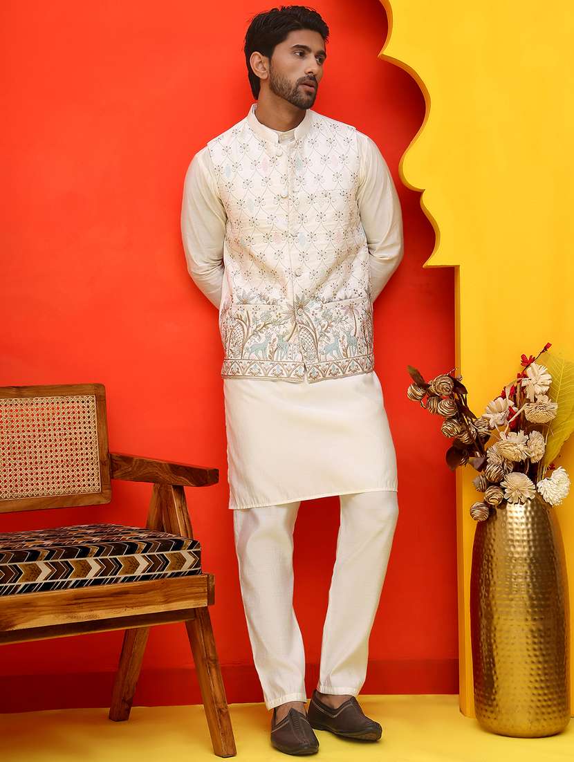 men mandarin neck kurta pyjama with jacket ethnic wear set - 21866019 -  Standard Image - 3