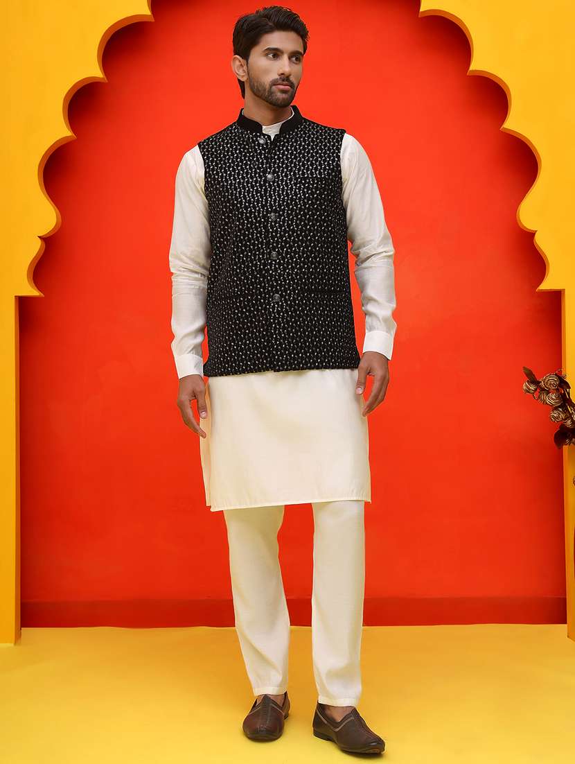 men mandarin neck kurta pyjama with jacket ethnic wear set