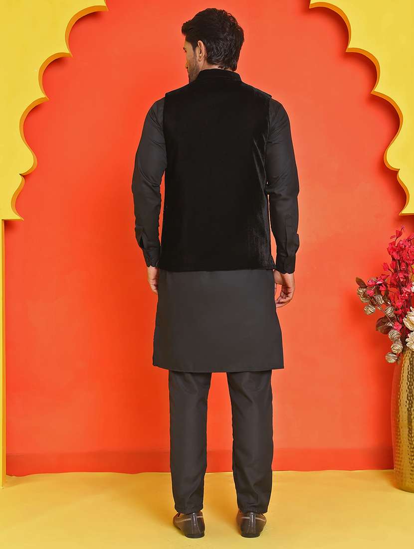 men mandarin neck kurta pyjama with jacket ethnic wear set - 21866022 -  Standard Image - 3