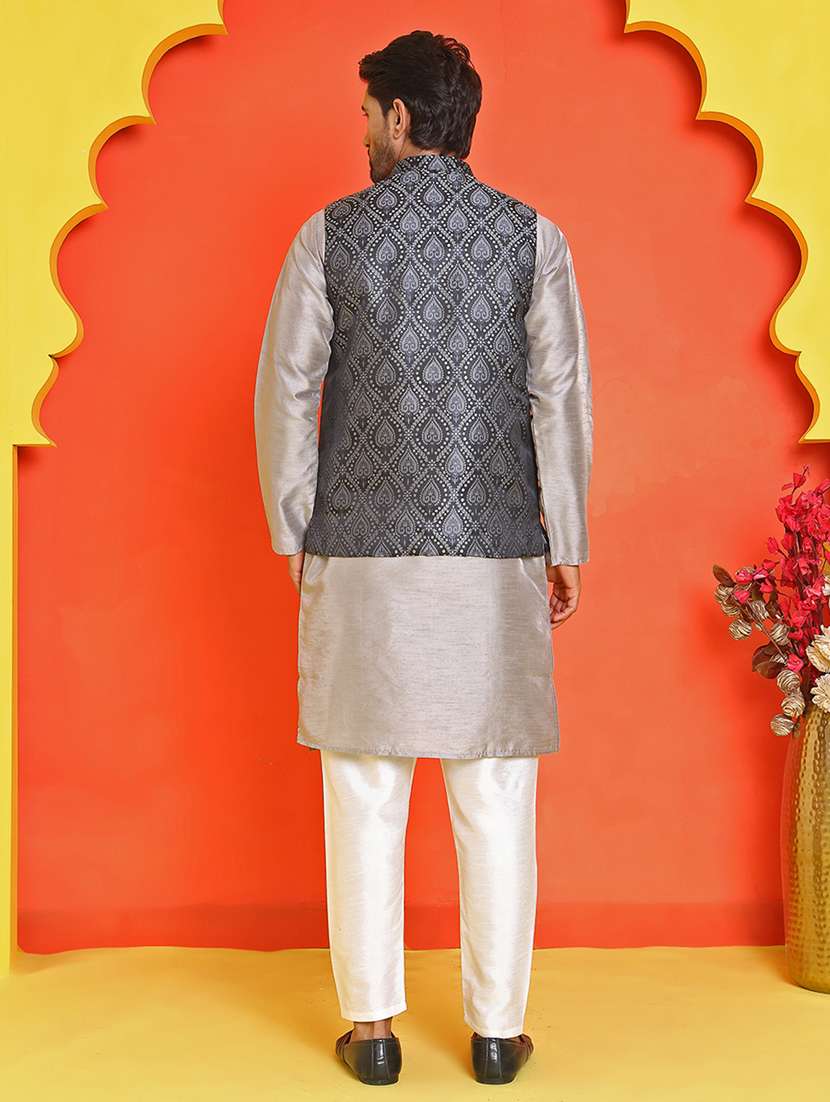 men mandarin neck kurta pyjama with jacket ethnic wear set - 21866032 -  Standard Image - 3