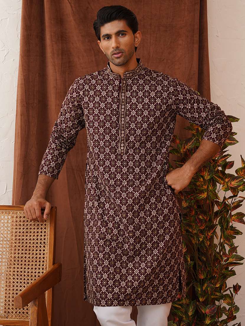 men embroidered mandarin neck long kurta 
