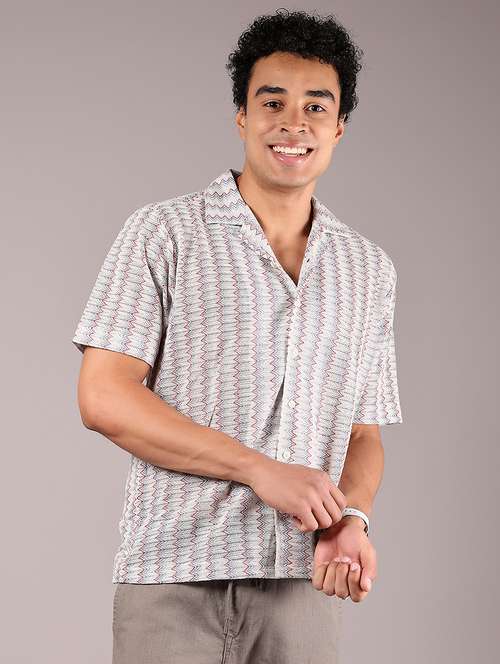 men textured cuban collar casual shirt - 21872786 - Standard Image - 0