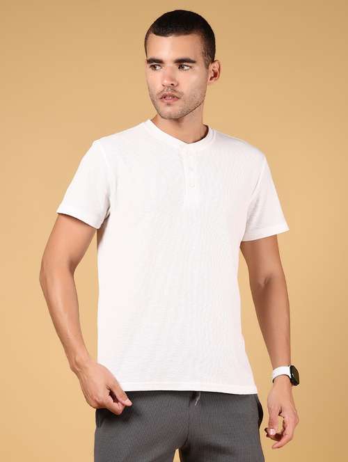 men solid short sleeve regular fit t-shirt - 21873154 - Standard Image - 0