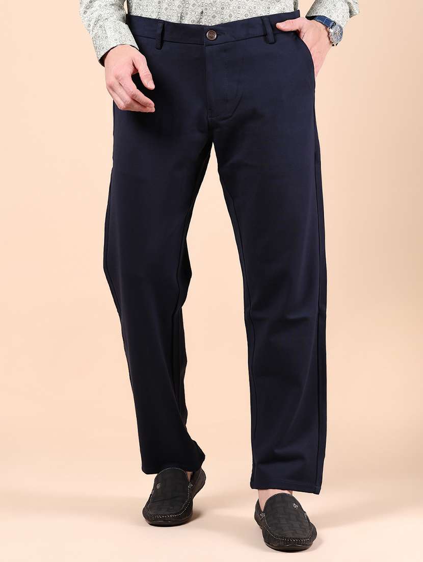men solid mid rise straight fit chinos 