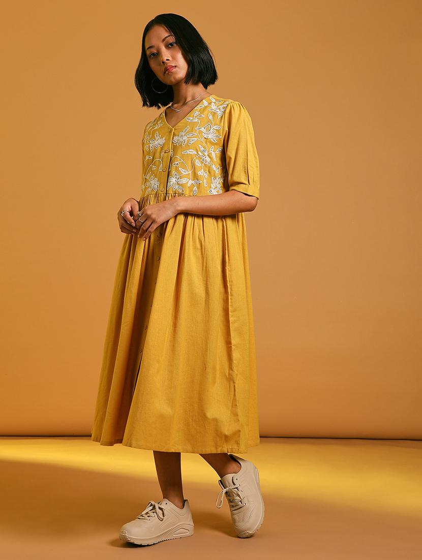 women embroidered elbow sleeve a-line ethnic dress - 21873343 - Standard Image - 3