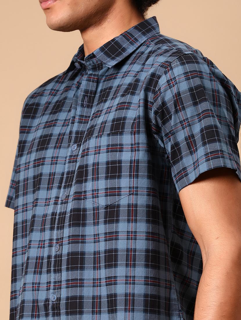men checkered short sleeve collared casual shirt - 21873717 - Standard Image - 5