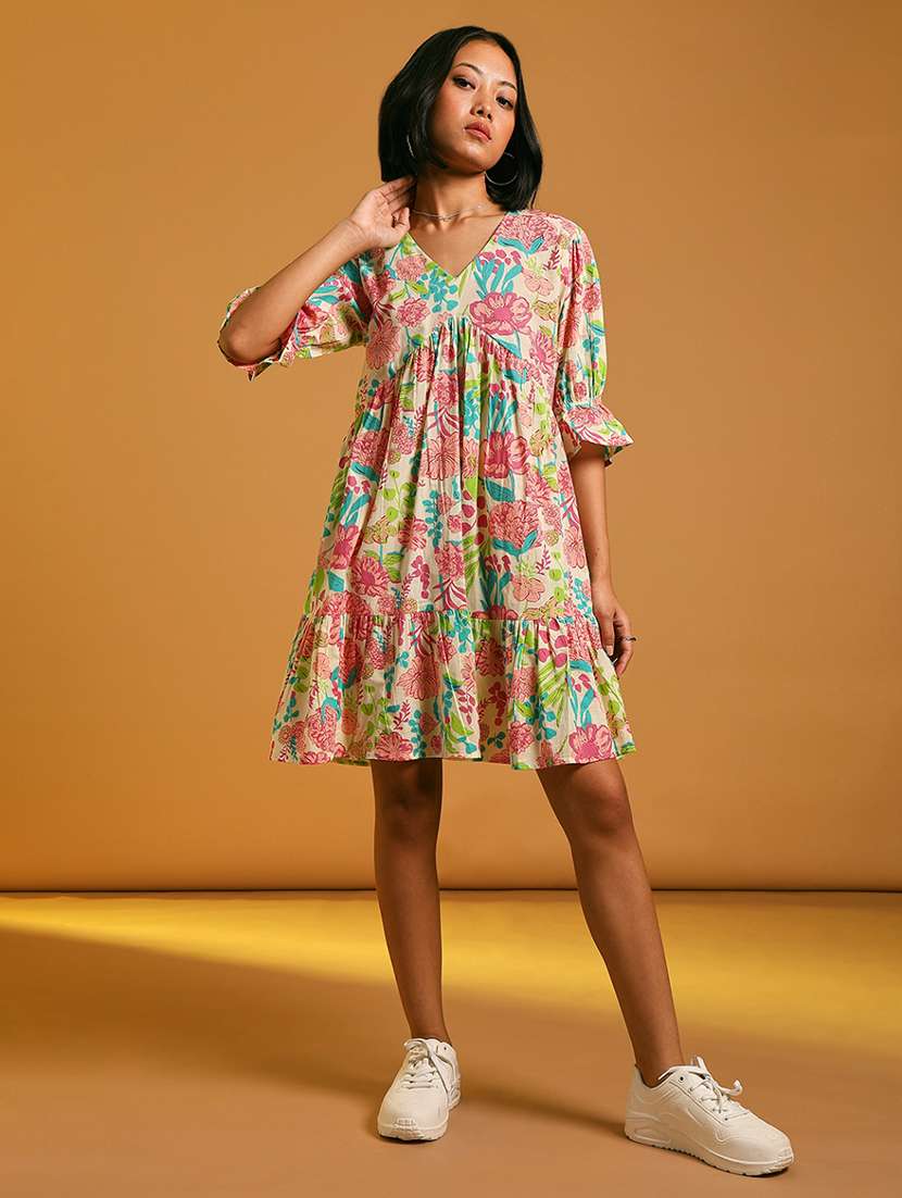 women floral printed v neck tiered dress - 21873786 - Zoom Image - 0