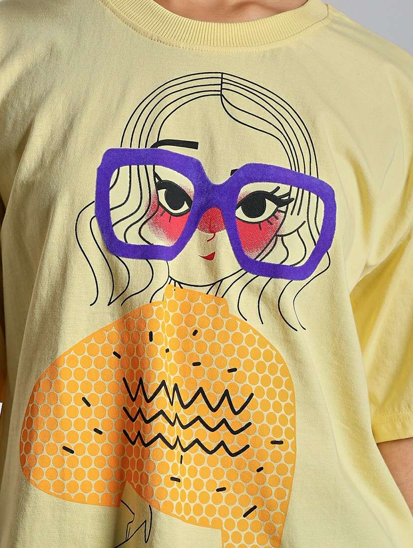 women printed short sleeve oversized t-shirt - 21873858 -  Standard Image - 5