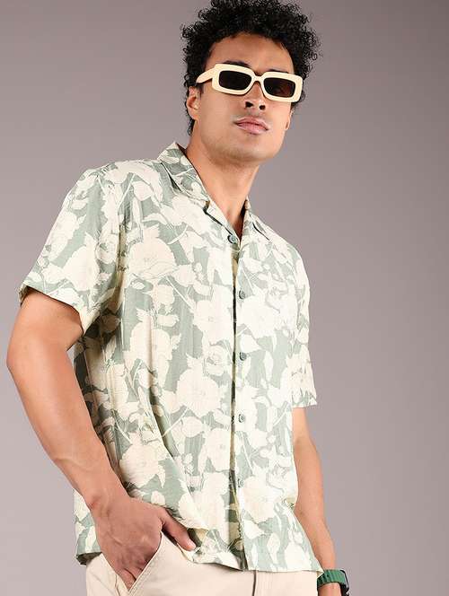 men printed cuban collaerd short sleeve shirt - 21874089 -  Standard Image - 0