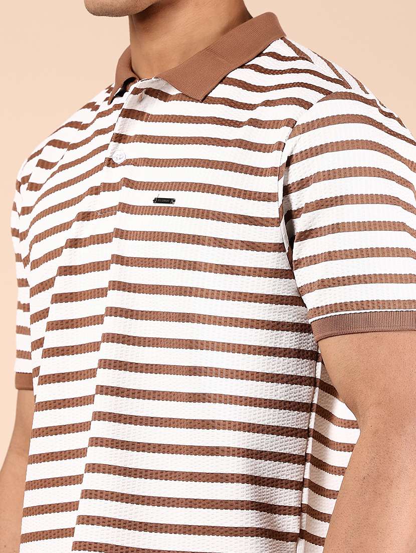 brown cotton all over print tshirt - 21874160 - Standard Image - 3