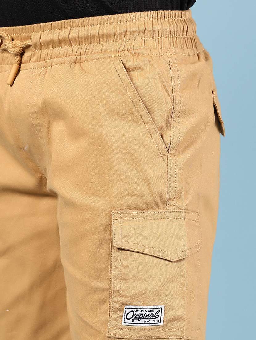boys solid mid rise regular fit cargo shorts - 21874198 -  Standard Image - 5