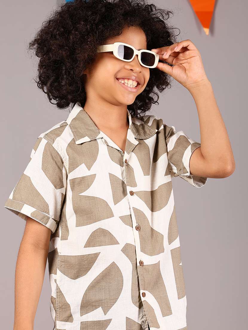 boys printed short sleeve casual shirt - 21874279 - Zoom Image - 0