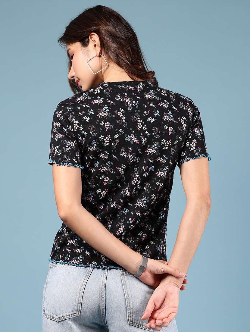 women all over print short sleeve t-shirt - 21874418 -  Standard Image - 3