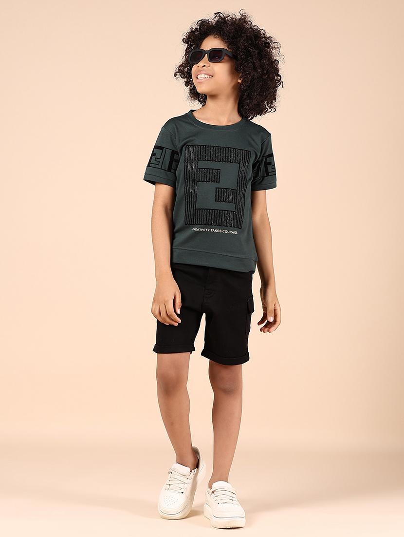 boys printed t-shirt and shorts co-ord set - 21874452 - Standard Image - 5