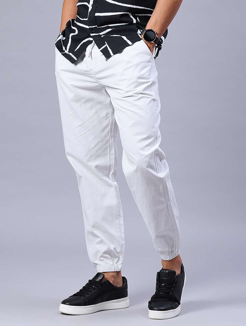 men solid mid rise jogger